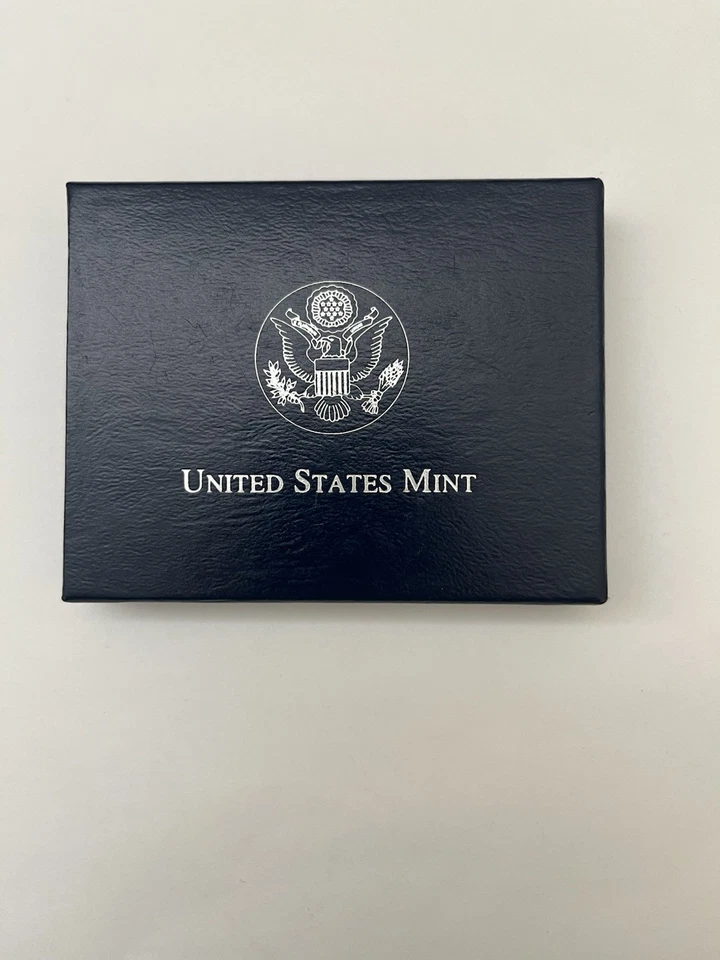 2003 First Flight Centennial Commemorative Coin Inner  Box and COA NO COINS - Image 2 of 4