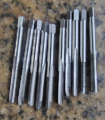  8-32 TAPS RANDOM SET OF 10