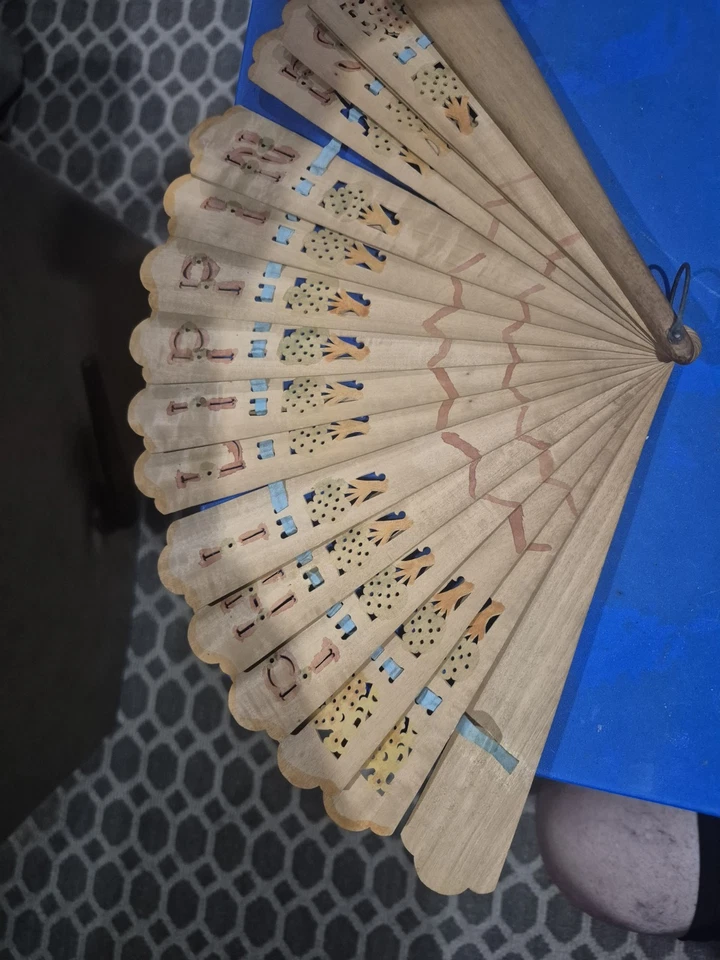 Ventiladores de mano Foto 2 de 4