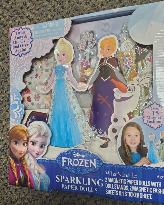 Disney Frozen Sparkling Magnetic Paper Dolls Activity Art Kit Elsa Anna Snow 15+