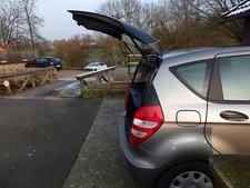 Heckklappendämpfer Verstärkt Endlich lieferbar für den "ELCH" Meredes W 169 Heckklappendämpfer Verstärkt Endlich lieferbar für den "ELCH" Meredes W 169