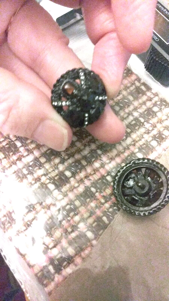 Auténtico lote de 3 botones Chanel topacio y pedrería Gripoix Foto 2 de 3