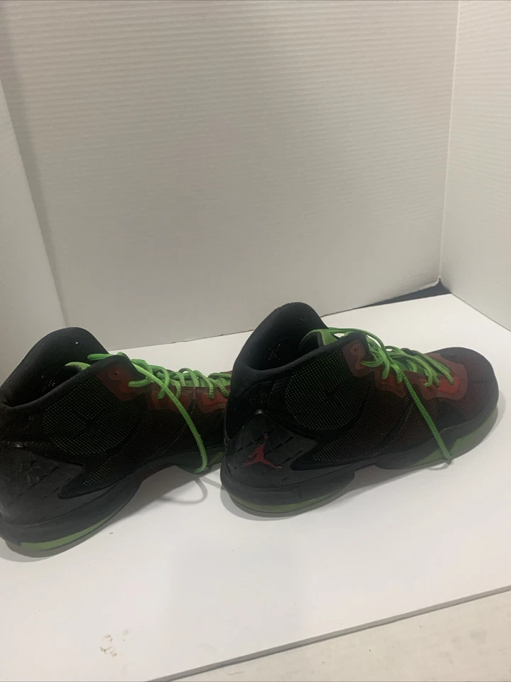 NIKE Size 11.5 Jordan Super Fly 4 Marvin The Martian. 768929-006 EUC Sneakers - Image 4 of 4
