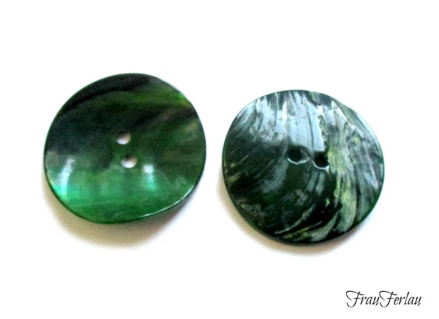 2 Perlmuttknöpfe 23mm Seco rot grün silbergrau Nähen Stricken Handarbeit Häkeln  - Bild 2 von 4