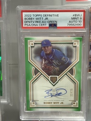 2022 Topps Definitive Bobby Witt jr Auto /25. PSA 9 PSA 10 Auto