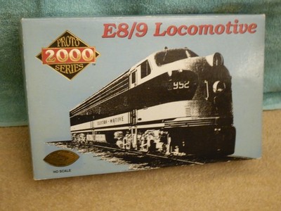 PROTO 2000 SERIES E8/9 LOCOMOTIVE No: 8186 C&O  # 4021 CHESAPEAKE & OHIO  B0X LT