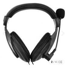 Wired headphones black with microphone