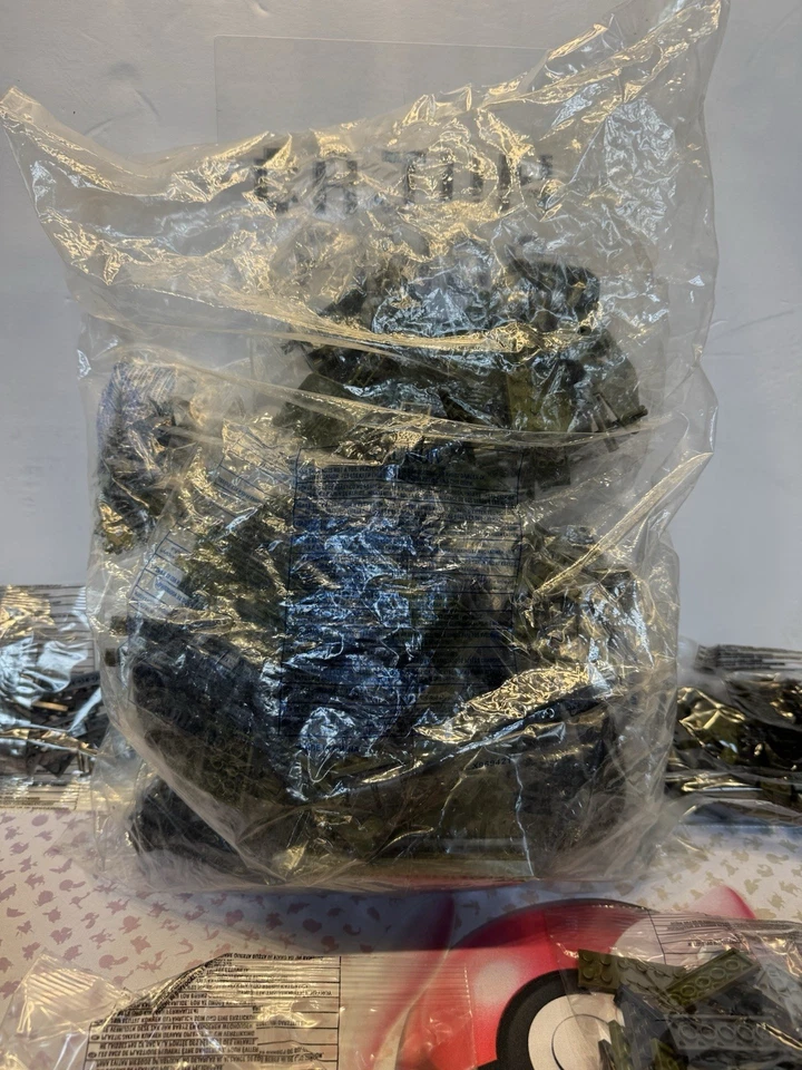 Halo Mega Bloks UNSC Elephant 96942 Not COMPLETE - Image 2 of 4