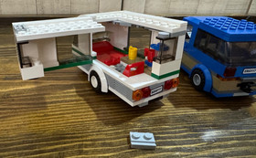 Lego 60117 City:  Van & Caravan 60117 Retired E