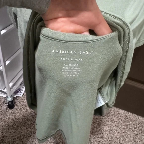 American Eagle Top American Eagle Outfitters - image 4