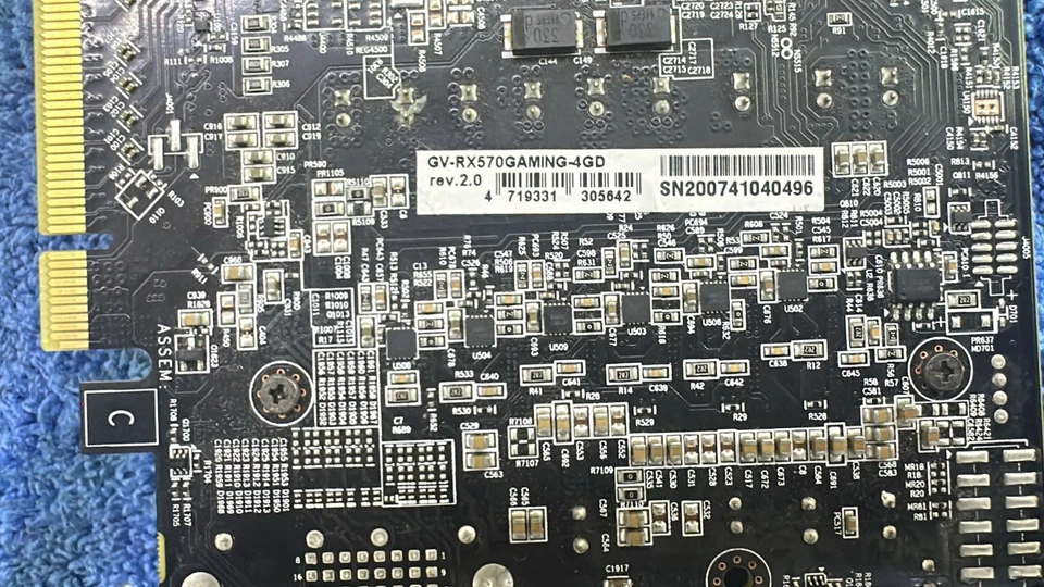 Gigabyte Radeon GV-RX570GAMING-4GD GDDR5 SN200741040496 Graphics Card - Image 2 of 3