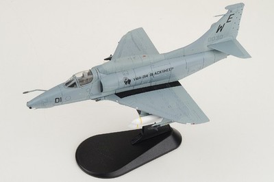 HA1436 Hobby Master A-4M Skyhawk 1/72 Model WE01 USMC VMA-214 Black Sheep