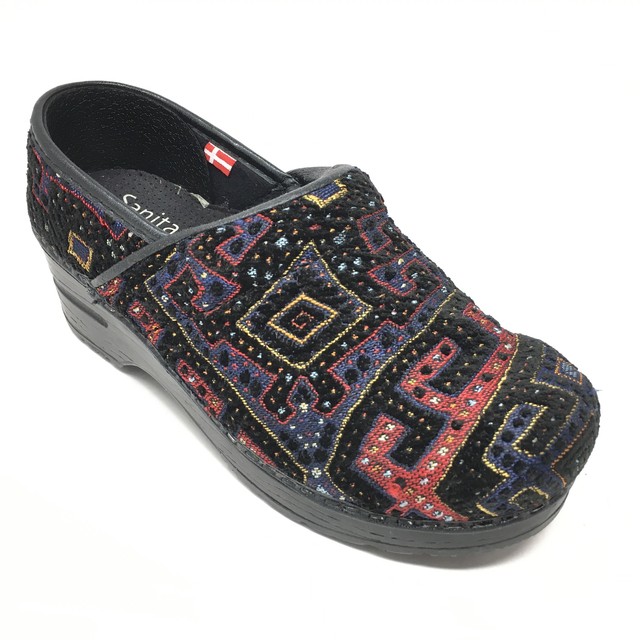 sanita vegan clogs