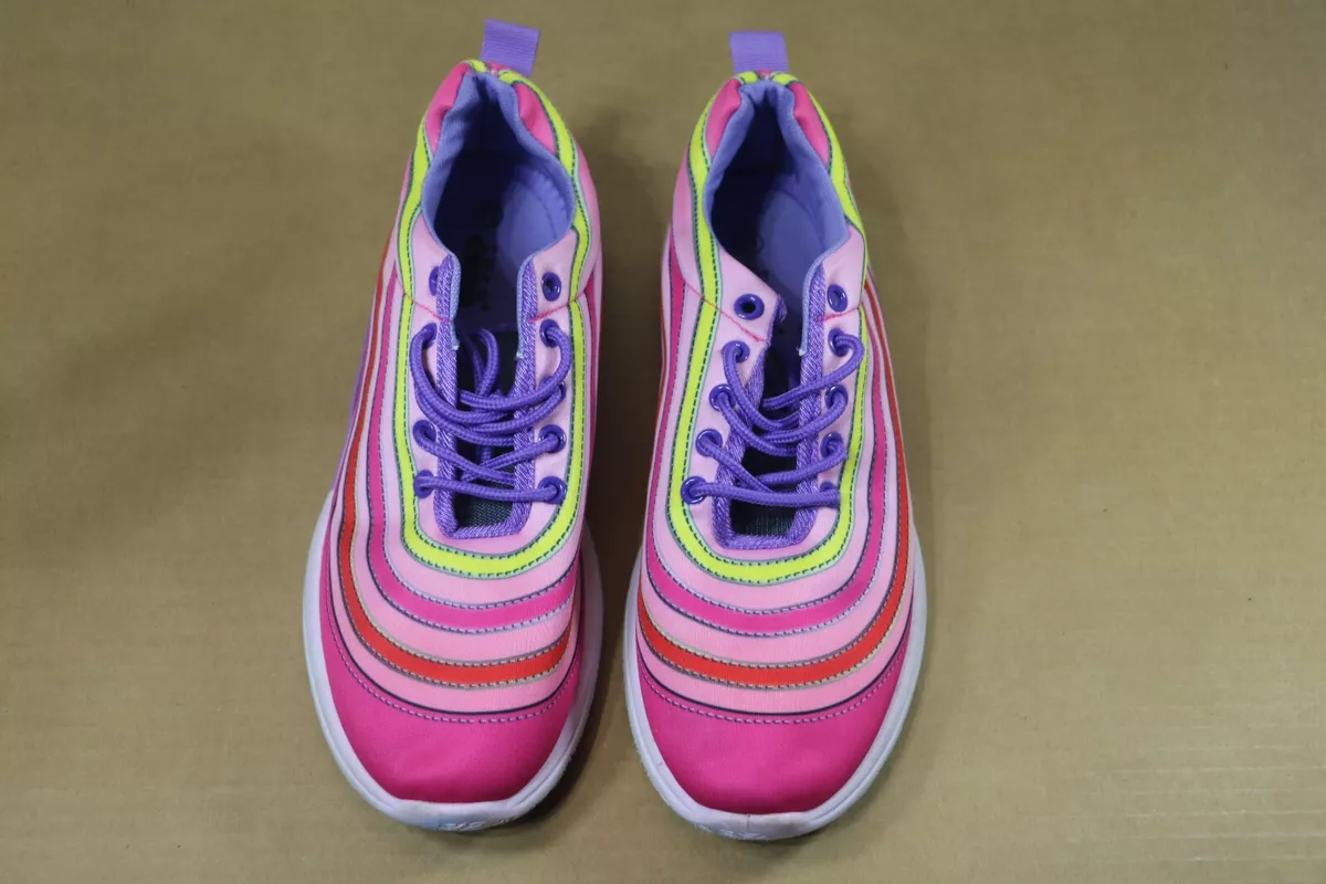 Take a hotsell walk shoes