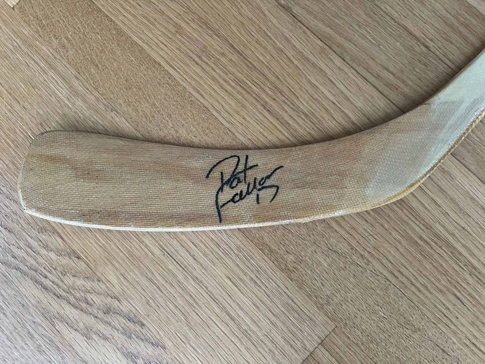 91-92 圣何塞鲨鱼 Pat Falloon 签名亲笔签名 Koho Profibre 曲棍球棒 — 第 3/4 张图片