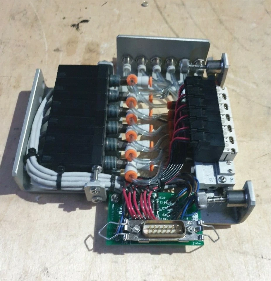 6 SMC ZSE2-T1-55 Compact Pressure Switch W/ X 6  VQ110Y-5M VALVES ON A A15P1 ASS - Image 4 of 4