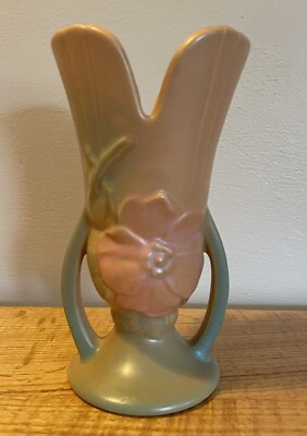 WELLER 8'' Flared Two-Handled Vase ''Wild Rose'' in Peach & Green No Chips/Cracks