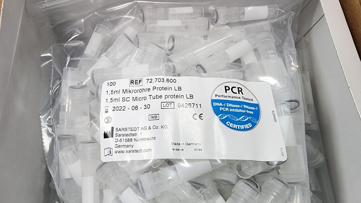 SARSTEDT 72.703.600 Screw cap micro tubes, 1.5 ml, PCR Performance 