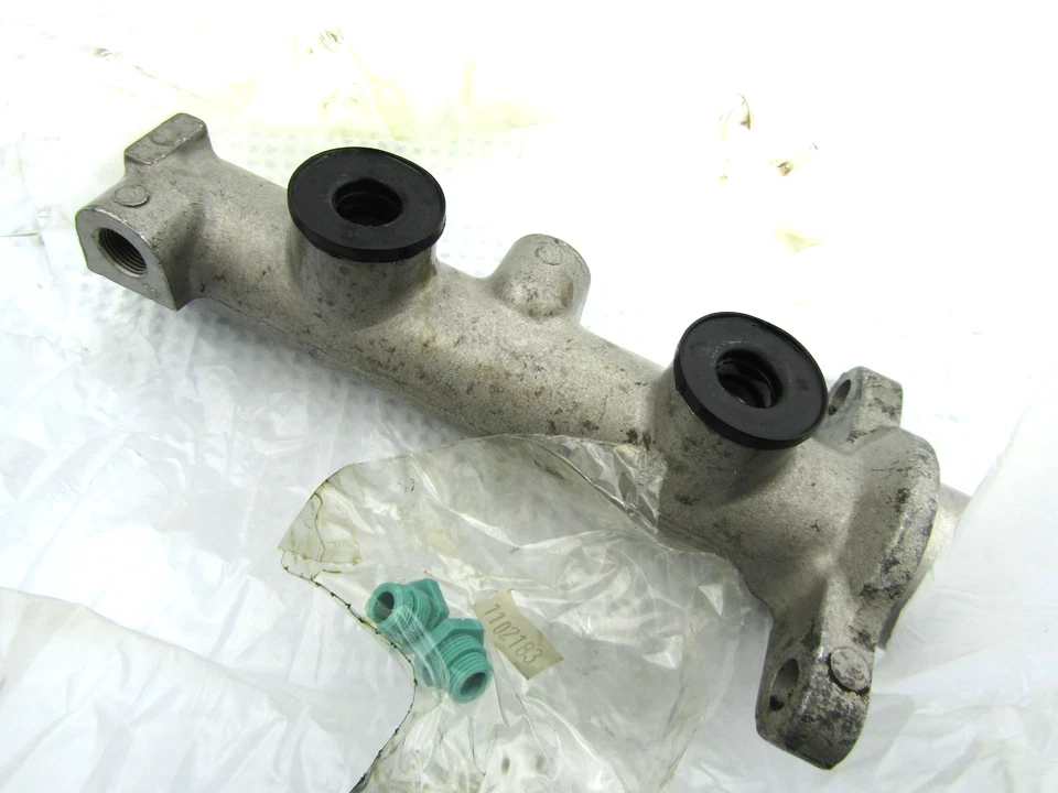 Cilindro maestro de freno Wearever para Ford Taurus Mercury Sable 95-02 parte 10-2732 Foto 3 de 3