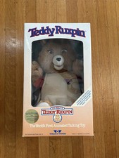 Teddy Ruxpin Worlds of Wonder 1985 with Clean Box. Brand new. Every thing works 
