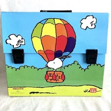 McDonalds PEANUTS Snoopy World Tour 2 Figure 28 Countries Set Box Vintage 1999
