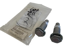 NEW BALLUFF LOT OF 2 BES-516-326-S4-CW PROXIMITY SWITCH BES516326S4CW