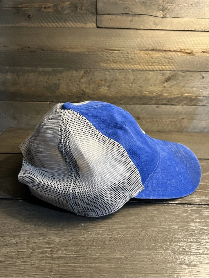 Women’s New Era 9TWENTY Chicago Cubs Hat Cap Fleck Trucker Strapback - Image 4 of 4