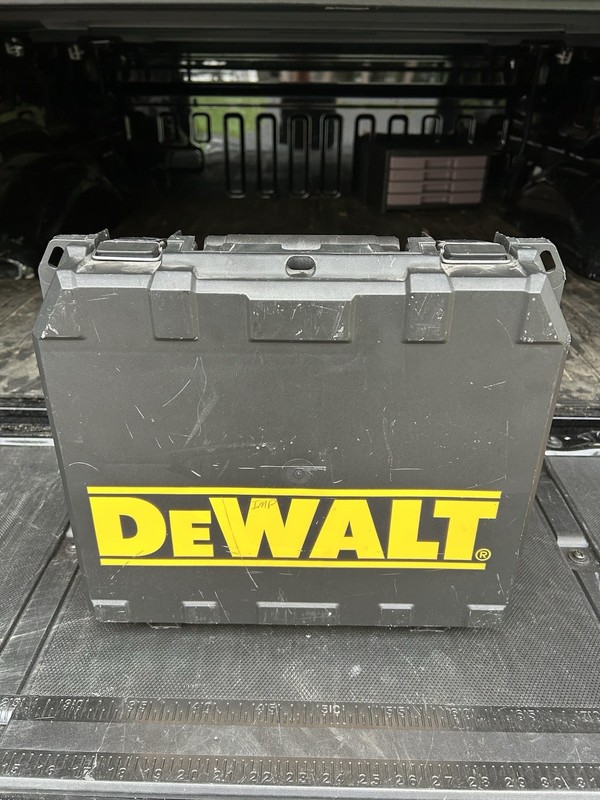 Dewalt DW059 1/2" Drive 18V Impact Wrench Cordless