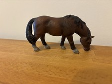 Schleich Pferd Reitpony grasend 13299 2004
