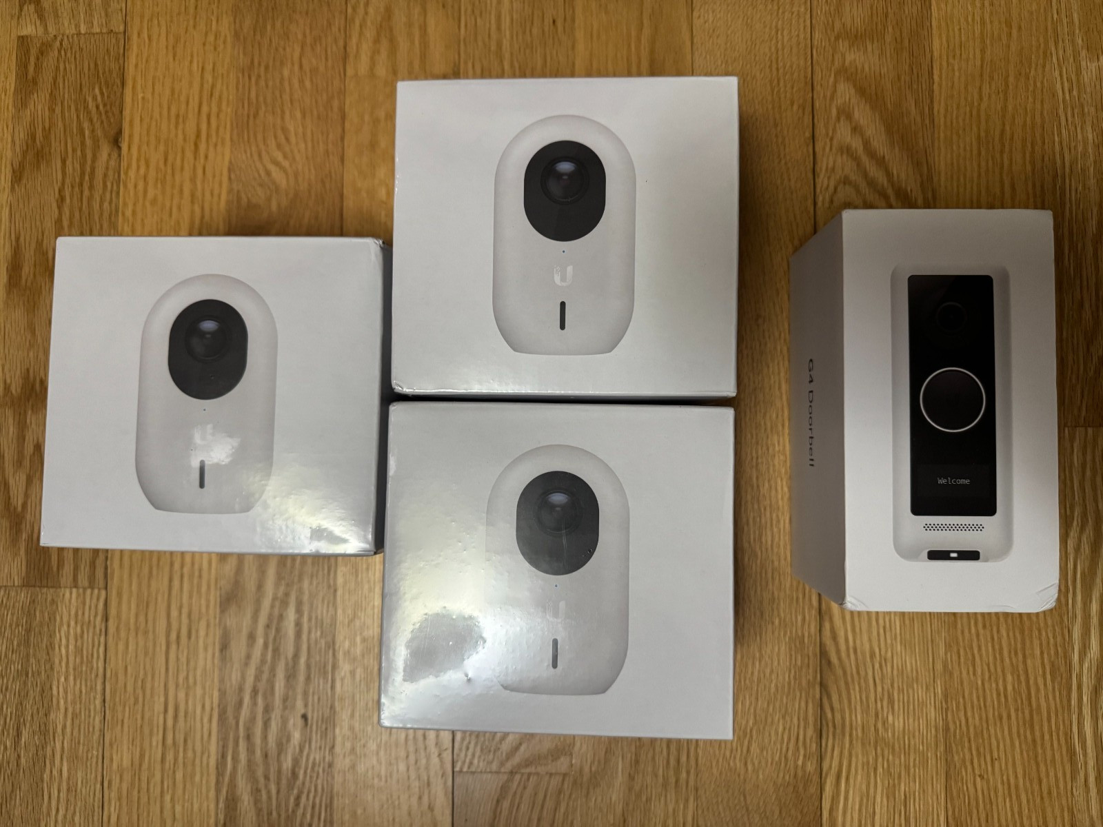 lot of 3 THREE New UniFi Protect G3 Instant Cameras UVC-G3-INS AND G4 Doorbell