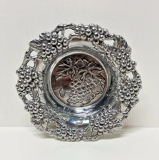 Vintage 1995 Arthur Court Aluminum Grape Vine Design Bowl Diameter 6"