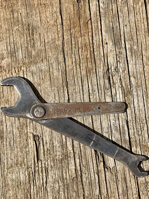 Magneto Tool, Spark Plug