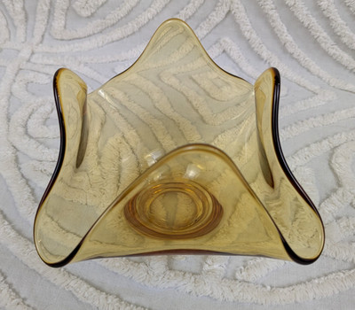 Vintage Viking Glass Epic Line Swung Handkerchief Bon Bon Candy Dish Honey Amber