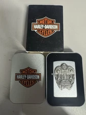 ZIPPO 2000 HARLEY DAVIDSON FUEL TANK SURPRISE EMBLEM LIGHTER SEALED IN BOX 142h