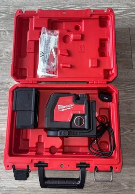 Milwaukee 3522-20 Cross Line Plumb Points Laser RedLithium USB For Parts