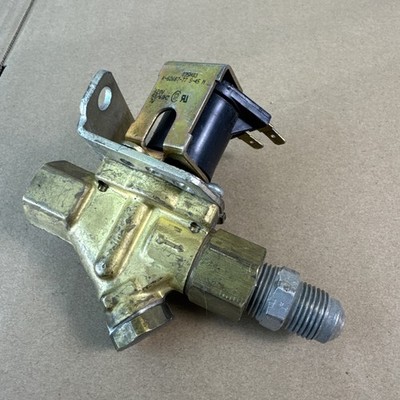 Invensys Valve S45, K- 62687-77, 120V, 60Hz, 15W