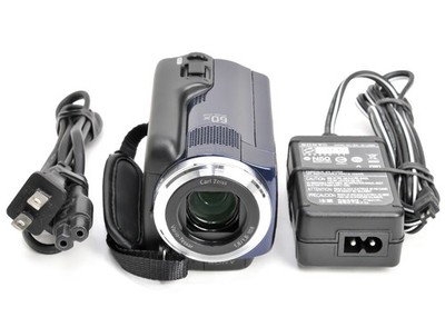 Top Neuwertiger Sony Handycam DCR-SR47 60GB HDD Camcorder 60x Zoom Englisch OK