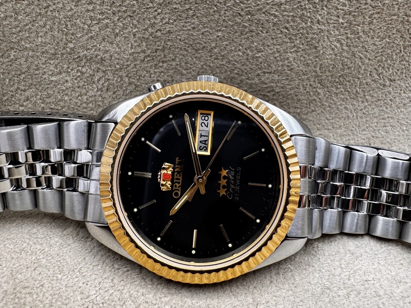 Rare vintage orient crystal - Gem