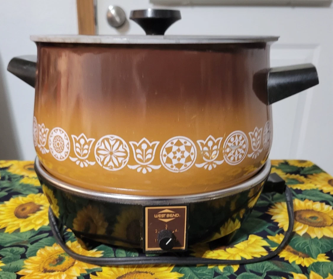 West Bend Lazy Day Slow Cooker • 4 Qt Model 5225 • Vintage Brown
Opens in a new window or tab