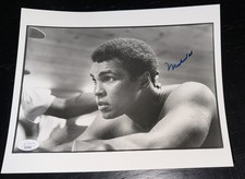 Muhammad Ali Boxing Cards and Autographed Memorabilia Guide 35
