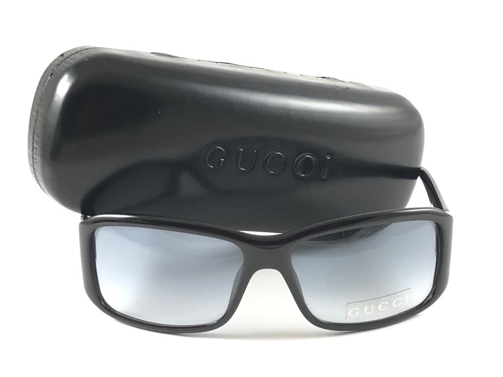 NEW VINTAGE GUCCI 2550/S BLACK OPTYL SUNGLASSES 1990'S MADE IN