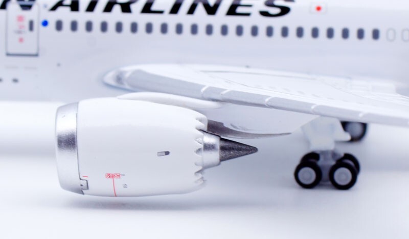 1:400 JC Wings Japan Airlines JAL Boeing B787-8 JA833J