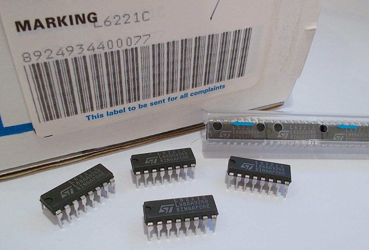 L6221A QUAD DARLINGTON SWITCH IC | STMicroelectronics