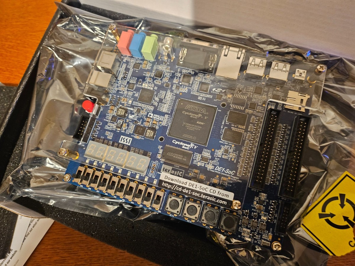 Intel FPGA Terasic DE1-SoC Development Kit Cyclone V Board Tested