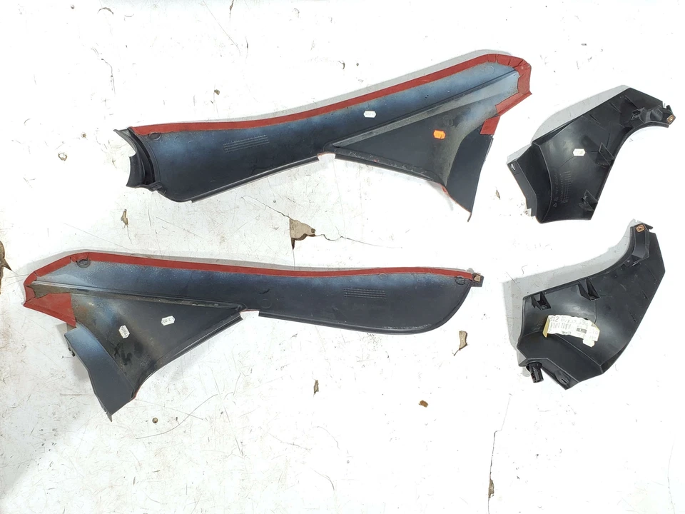 Console de piso frontal PONTIAC GTO 04 05 06 - Imagem 4 de 4