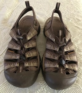 keen anatomic footbed sandals