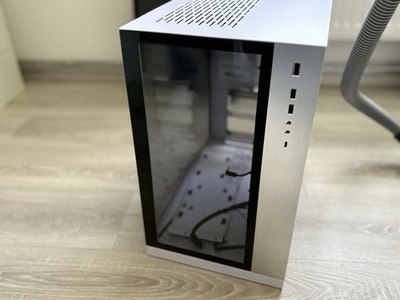 Lian Li PC-O11 Dynamic Miditower Gehäuse mit Glasfenster - Weiß (PC-O11DW)