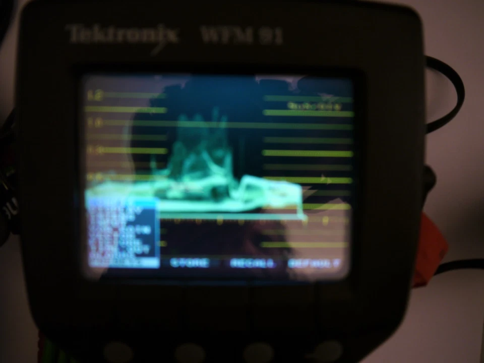 Tektronix WFM91 PAL Waveform Monitor Vectorscope jh - Bild 4 von 4