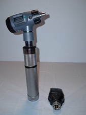 Welch Allyn 23820 & 11710 Diagnostic Set  w/ 3.5v Rechargeable Plugin Handle
