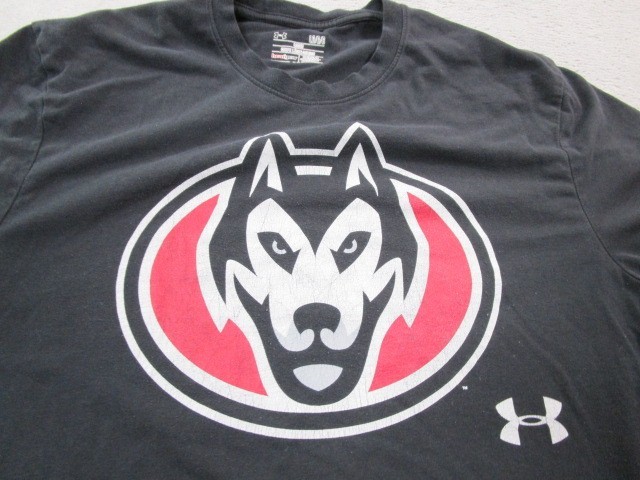 Under Armour HeatGear UConn Huskies T Shirt Mens L Black NCAA thumbnail 2